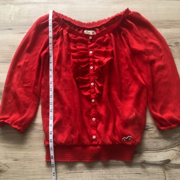 Hollister Sheer Red Blouse with Ruffle Front - Picture 5 of 6